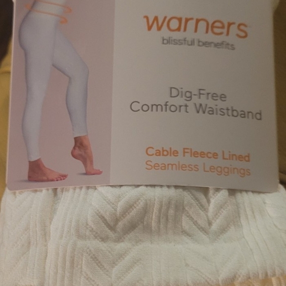 Warner's White Seamless Leggings with Cable Fleece Lining - Picture 1 of 4